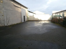 ⚜ Local/bureau A Louer CHATEAUBERNARD Zone Industrielle ⚜