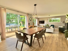 CONTEMPORAINE, PLAIN PIED, REZ DE JARDIN, GARANTIE DECENALE, IMPASSE, OPEN SPACE, EXPOSITION SUD, PAS DE VISI À VIS