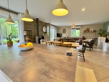 CONTEMPORAINE, PLAIN PIED, REZ DE JARDIN, PROCHE AXES ROUTIERS, HORS LOTISSEMENT