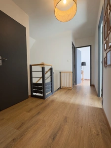 CONTEMPORAINE, PLAIN PIED, REZ DE JARDIN, GARANTIE DECENALE, IMPASSE, OPEN SPACE, EXPOSITION SUD, PAS DE VISI À VIS