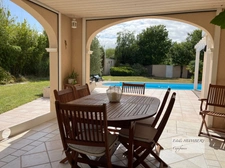 Maison 210m2, 6 pièces-Garages (85)