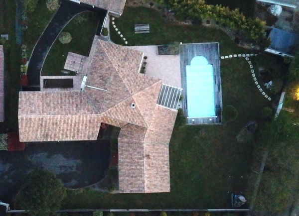 Maison 210m2, 6 pièces-3 garages (85)