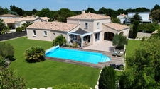 Maison 210m2, 6 pièces-3 garages (85)