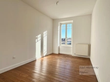 Maison et atelier/garage de 131+35m² à Vouvant