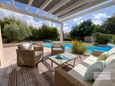 Maison 210m2, 6 pièces-Garages (85)