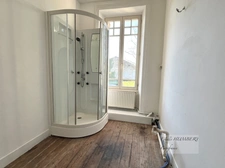 Maison et atelier/garage de 131+35m² à Vouvant