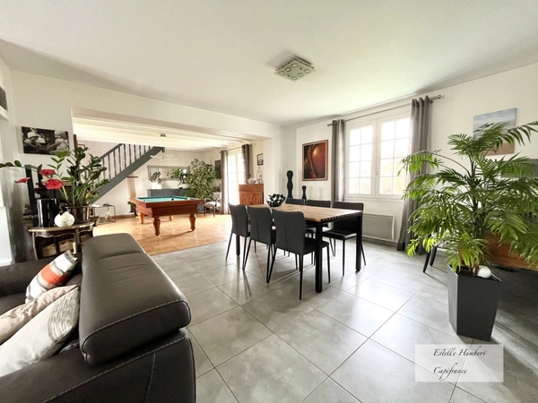 Maison 7 pièces LA JARRIE 