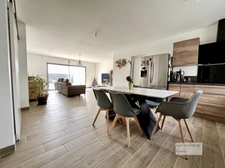 Maison Plain-Pied 96m2, suite, CROIX CHAPEAU (17)