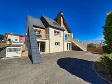 Maison à vendre 6 pièces  (80)