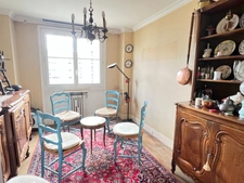 Appartement à vendre 4 pièces 81m² 3 chambres entre Convention et Félix Faure(75015)