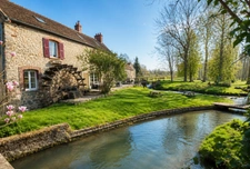 Moulin du XVII siècle dans un écrin de nature - 2 hectares avec étang