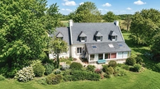 Plouhinec (29780) – Propriété de caractère de 195 m² sur 5 140 m² de terrain – À deux pas de l'océan