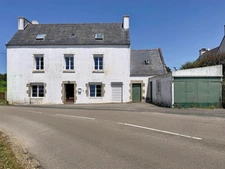 Maison de caractère – 120 m² – 5 chambres entre plage et centre bourg, Plozévet