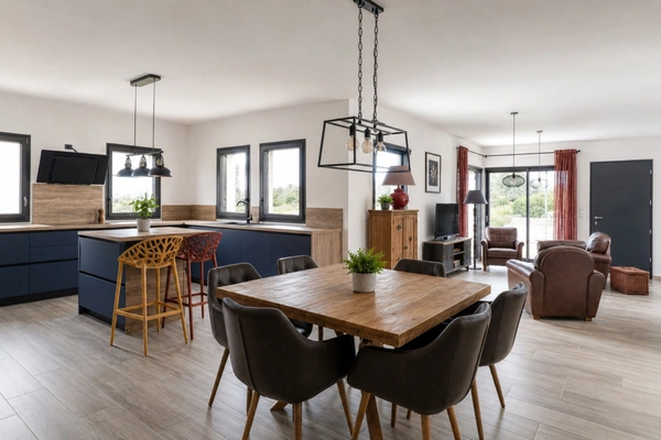 Maison contemporaine de plain-pied de 128 m² à Plouhinec, à proximité immédiate du littoral.