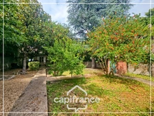 Maison en pierre, 4 chambres,jardin sans vis-à-vis, garage, commodités à pied