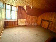 🏡 VERRUYES – Maison avec jardin sans vis-à-vis et beau potentiel d’aménagement 