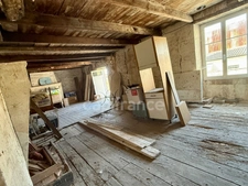🏡 CHAMPDENIERS – Maison de caractère rénovée de 175 m² avec 135 m² de dépendances et fort potentiel
