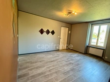 🏡 VERRUYES – Maison avec jardin sans vis-à-vis et beau potentiel d’aménagement 