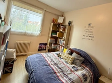 NIORT – Appartement T4 de 76 m² avec 3 chambres, balcon, parking et cave