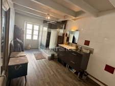 🏡 CHAMPDENIERS – Maison de caractère rénovée de 175 m² avec 135 m² de dépendances et fort potentiel