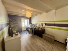 🏡 CHAMPDENIERS – Maison de caractère rénovée de 175 m² avec 135 m² de dépendances et fort potentiel