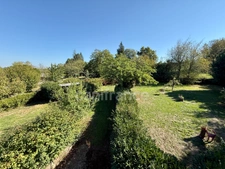 🏡 VERRUYES – Maison avec jardin sans vis-à-vis et beau potentiel d’aménagement 