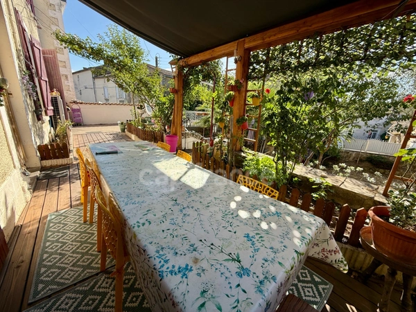Maison à vendre 5 pièces CHAMPDENIERS (79)