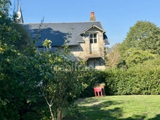 🏡 VERRUYES – Maison avec jardin sans vis-à-vis et beau potentiel d’aménagement 