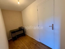 🏡 VERRUYES – Maison avec jardin sans vis-à-vis et beau potentiel d’aménagement 