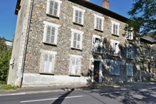 Appartement T3 56,25m² - À RENOVER – Lanobre (15)