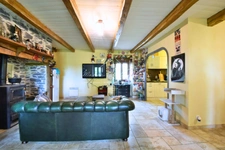 Maison de 181m² – 7 pièces - CHALVIGNAC (15)