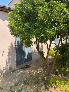 Maison de 100 m² avec jardin et belle terrasse couverte – Proche centre-ville