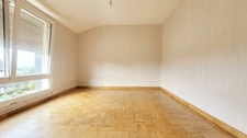 À Ferrières-en-Bray, découvrez cette maison de 89 m² avec 3 chambres, garage et jardin