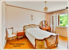 Maison traditionnelle 165 m² - 6 chambres - Sous-sol total 130 m² hauteur 2,42 m - Terrain 891 m²