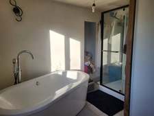 House for sale, 4 rooms, SAINT LOUP LAMAIRE (79), 1800 m² of land