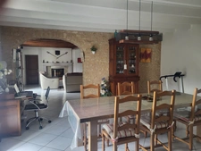 House for sale, 9 rooms, AIRVAULT (79), Enclosed plot of 1208 m²