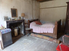 House for sale, 2 rooms, LOUIN (79), Land 870 m²