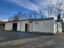 Warehouse/office for sale in AIRVAULT (79) Land 1289 m²