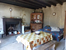 House for sale, 2 rooms, LOUIN (79), Land 870 m²