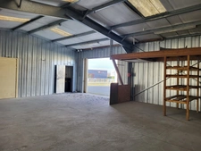 Warehouse/office for sale in AIRVAULT (79) Land 1289 m²