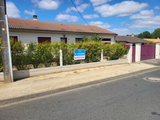 Maison à vendre 6 pièces AIRVAULT (79) Terrain 984 m²