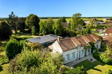 PROPRIETE À VENDRE AU SUD DE FONTAINEBLEAU A 1H15 DE PARIS