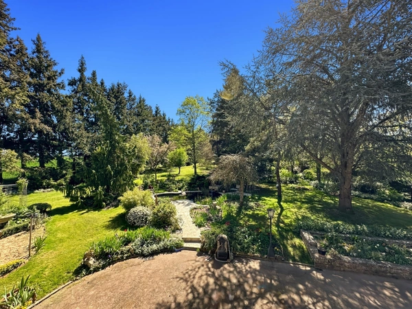 FONTAINEBLEAU SUD à 25mn, Longère de 220 m2 - Parc arboré de 6 332 m2