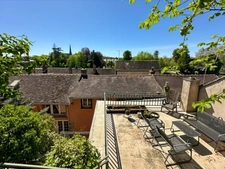 NEMOURS (77) centre ville. Maison Atypique 7 pièces de 170 m² avec extérieurs en plusieurs terrasses.