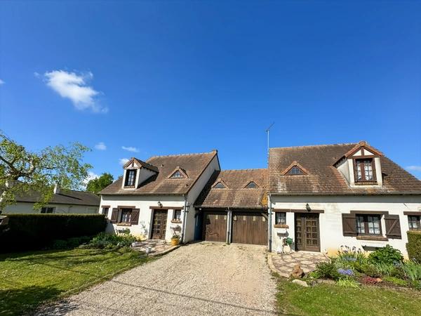 VILLEMARECHAL (77) Très rare ! 2 maisons de 115 m2 sur une seule parcelle terrain de 1 700 m2