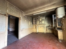 Ferrières proche à 3 mn - Corps de ferme de 5 bâtiments potentiel de 250 m2 environ sur Terrain de 2785 M2