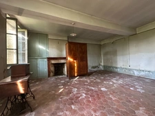 Ferrières proche à 3 mn - Corps de ferme de 5 bâtiments potentiel de 250 m2 environ sur Terrain de 2785 M2