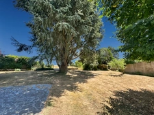 REMAUVILLE (77) Longère authentique de 131 m² sur terrain de 941 m2.