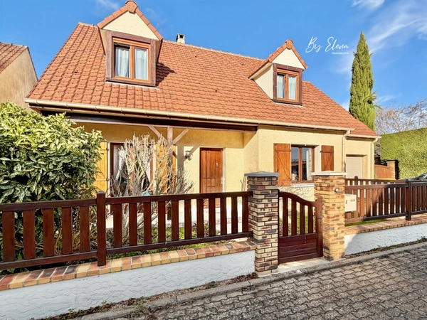 FERRIERES EN BRIE, MAISON FAMILIALE LUMINEUSE SECTEUR CHÂTEAU – 4 CHAMBRES – GRAND JARDIN PISCINABLE 