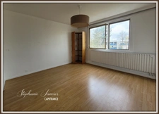 Appartement F2, à louer VAIRES SUR MARNE de 48,04 m², gare à pied, dernier étage.